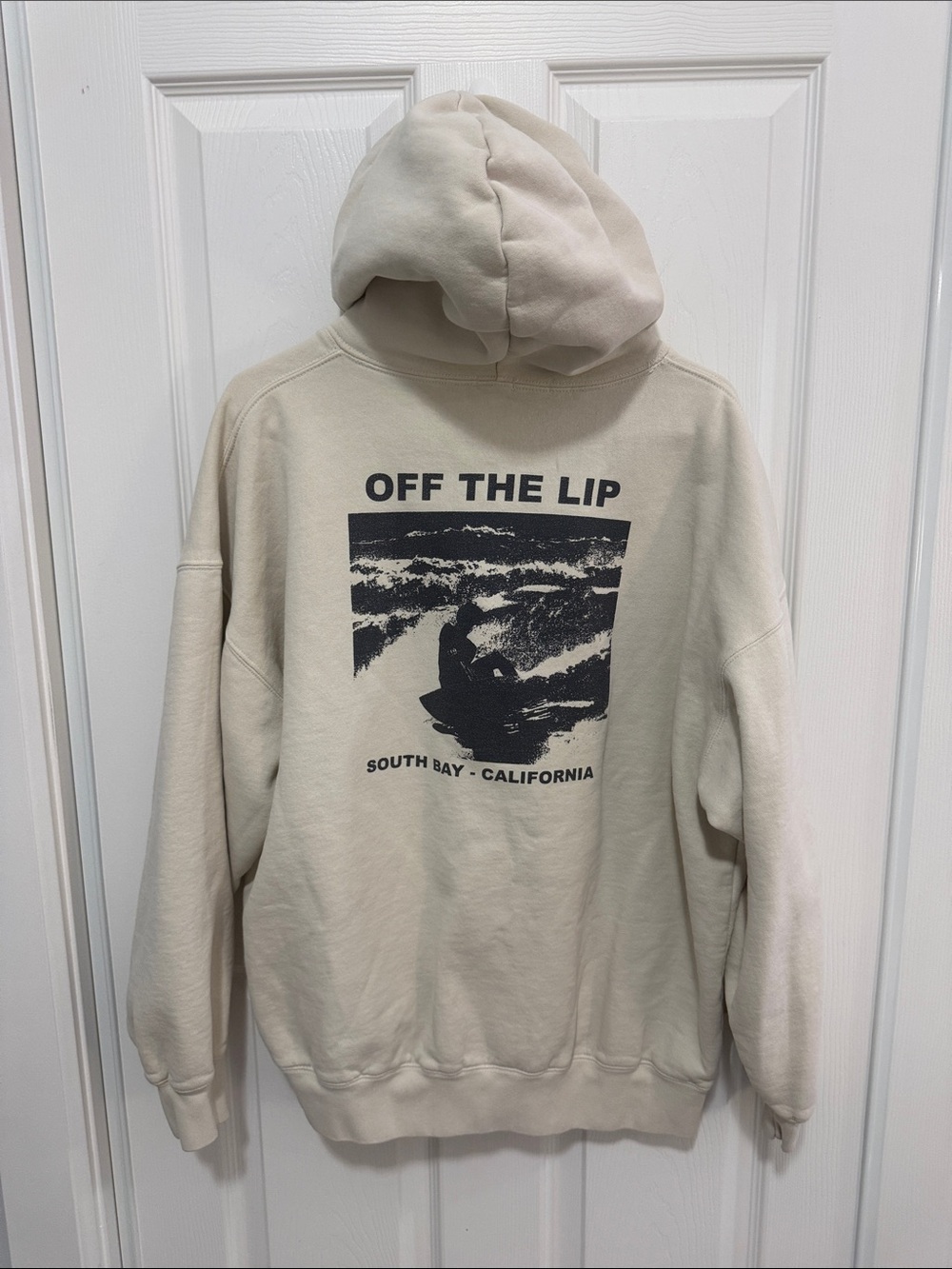 Brandy Melville/John Galt Cream Off the Lip Hoodie